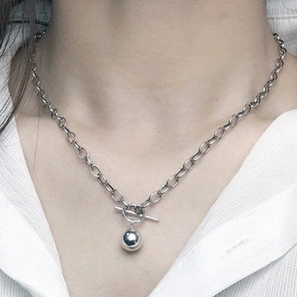 TOGGLE 925 STERLING SILVER LINK NECKLACE